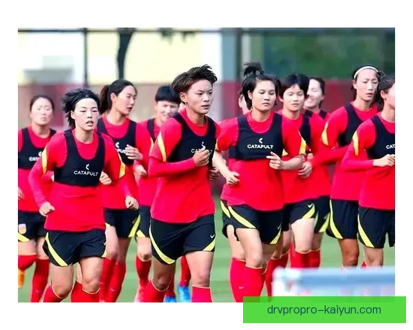 东亚杯女足：国家队勇夺冠军，展现强大实力与团队精神，表现亮眼。